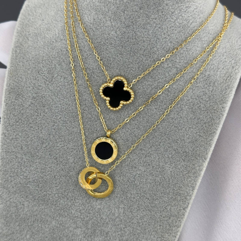 
                  
                    Collar de acero inoxidable bañado en oro de 18 quilates - Preppy Boutique by Chemo
                  
                
